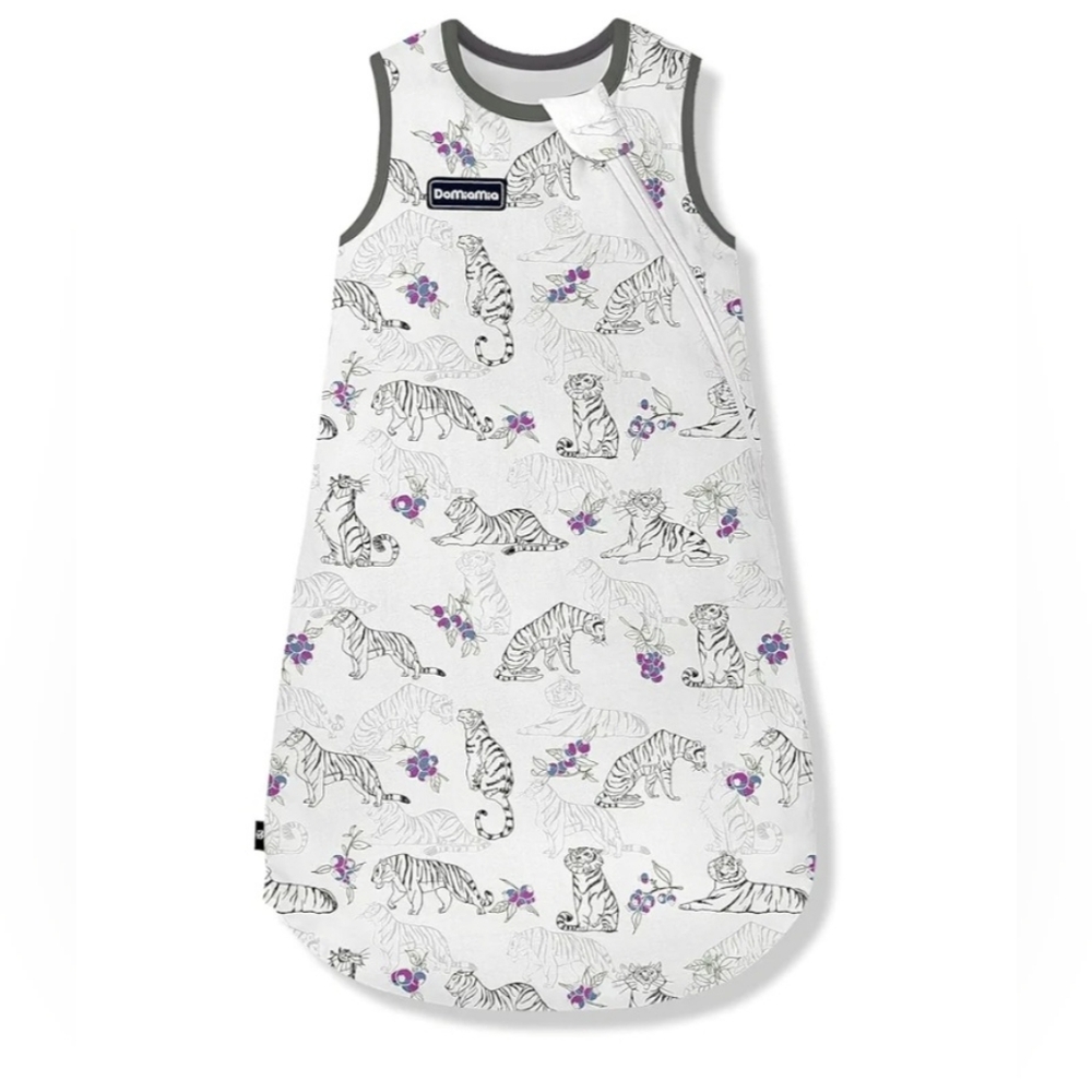 Brand New Domiamia baby sleeping bag, size large 12-18M